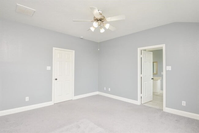 Building Photo - 8755 Thistlemoor Ln