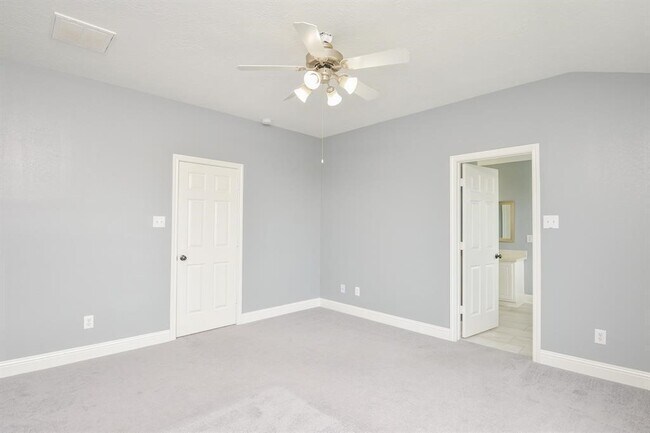 Foto del edificio - 8755 Thistlemoor Ln