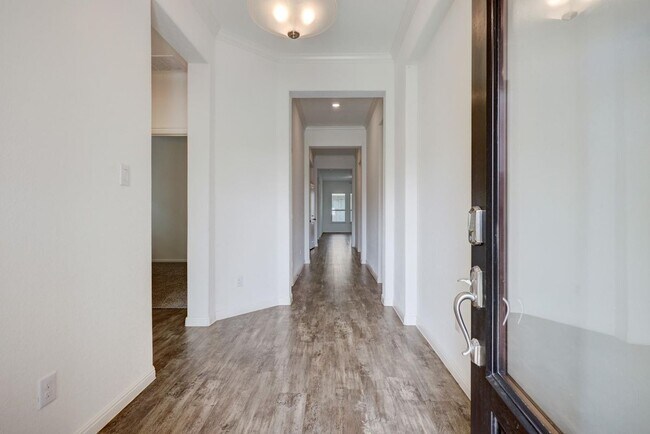 Building Photo - 233 Abruzzi St