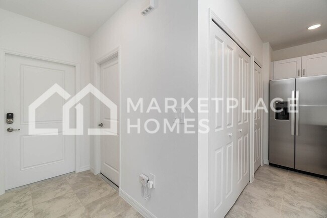 Foto del edificio - 10376 Bradmore Rd