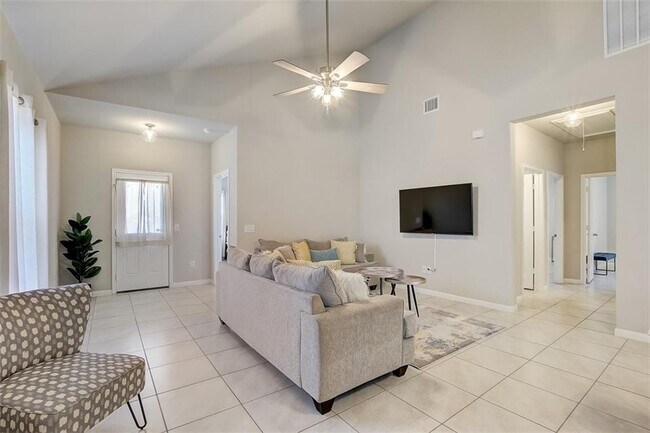 Building Photo - 6620 Janes Ranch Rd