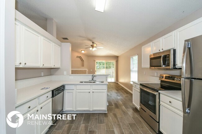 Foto del edificio - 1693 Spring Branch Dr W