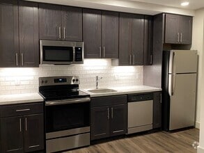 Stainless Steel Appliances - Priscilla on Pennsylvania