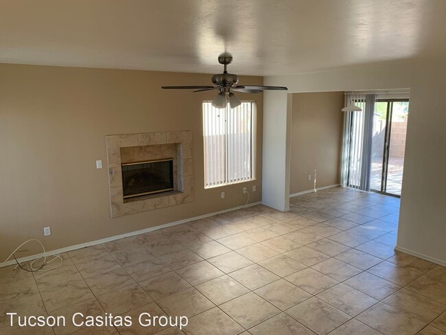 Building Photo - 8980 E Speedway Blvd