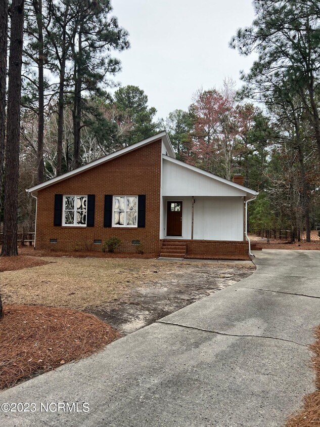 196 Firetree Ln, Seven Lakes, NC 27376 House Rental in Seven Lakes