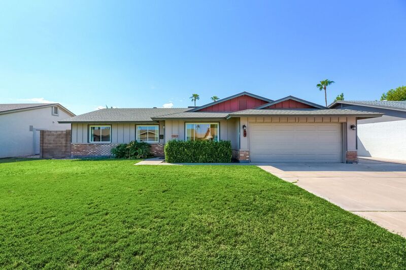 Primary Photo - 2465 E La Jolla Dr