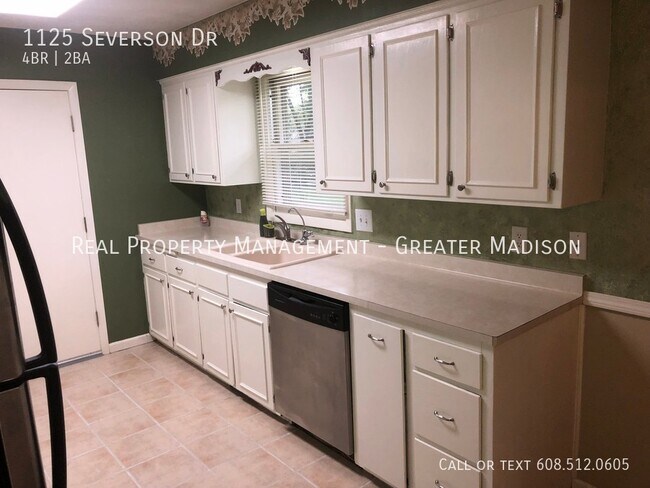 Building Photo - 1125 Severson Dr