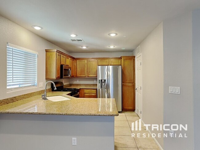 Building Photo - 10827 Hawthorne Berry Street Las Vegas NV