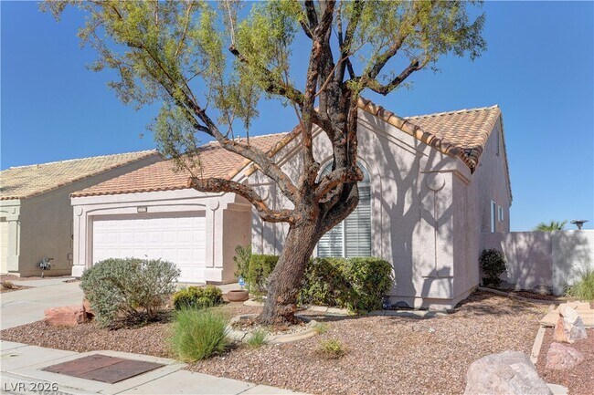 Building Photo - 362 Promontory Dr