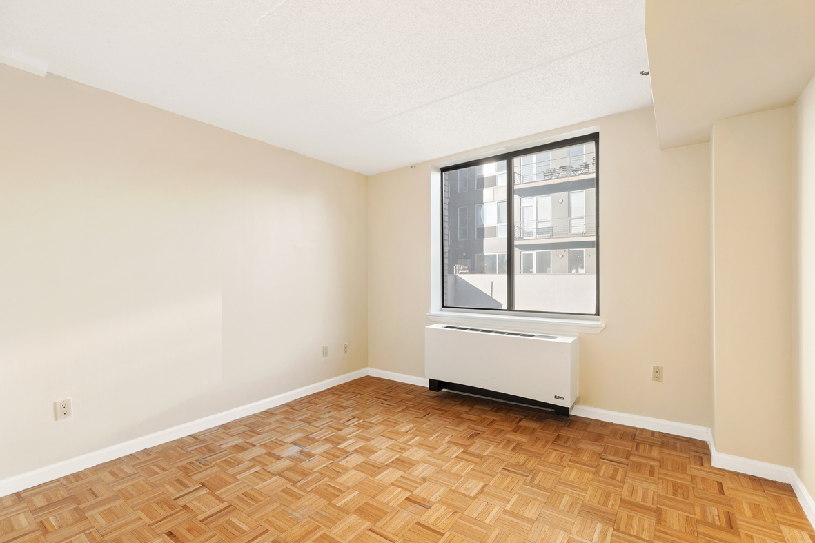 165 Eldridge St, New York, Ny 10002 - Townhome Rentals In New York Ny 