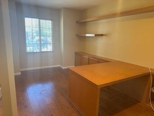 Building Photo - Spacious Former Model Home in American Canyon