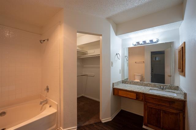 Foto del edificio - 2140 Norcross Dr