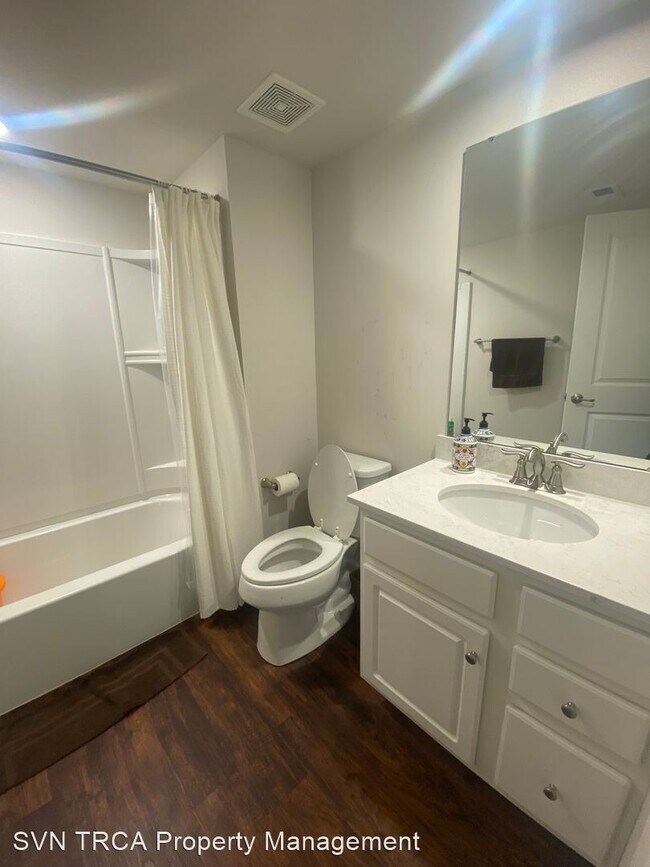 3 br, 3.5 bath House 2030 Connecticut Lane House Rental in