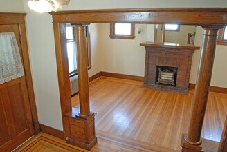 Building Photo - 53 Meech St