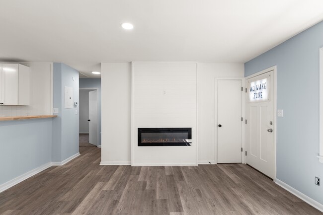 Photo - 4211 Peachtree Ave (Wilmington, NC) Townhome