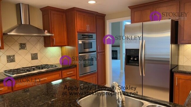 Building Photo - Stokley Properties Presents 1941 Augustus ...
