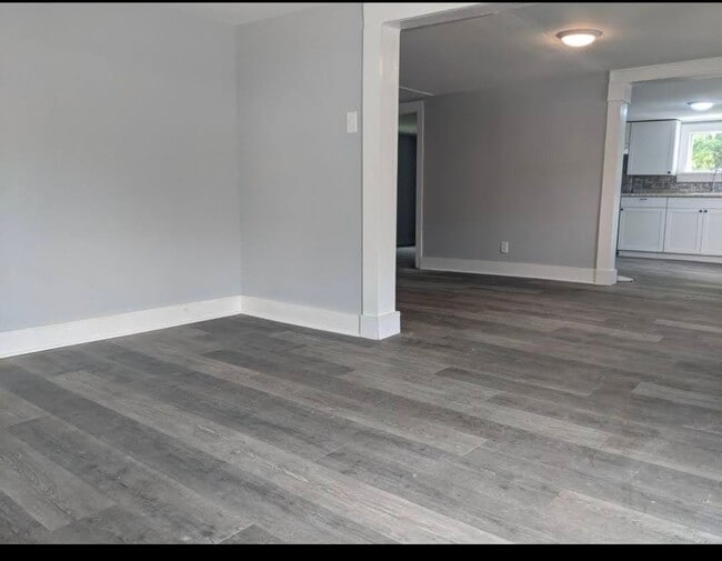 Building Photo - 506 Reavis St