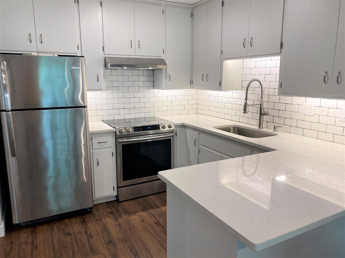 Foto principal - 3726 Joppa Ave S