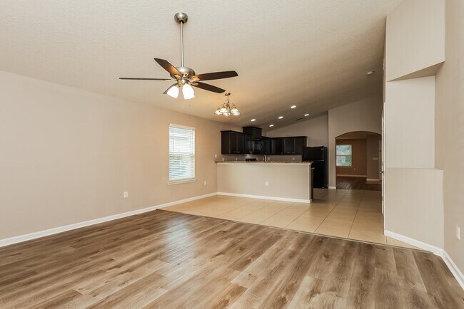 Foto del edificio - 3199 Hidden Meadows Ct