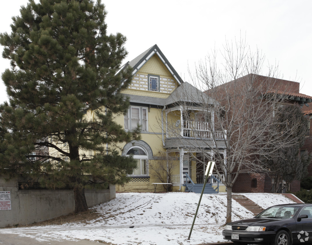 Primary Photo - The Yellow House