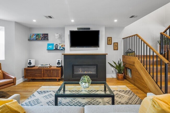 Foto del edificio - 491 Massachusetts Ave