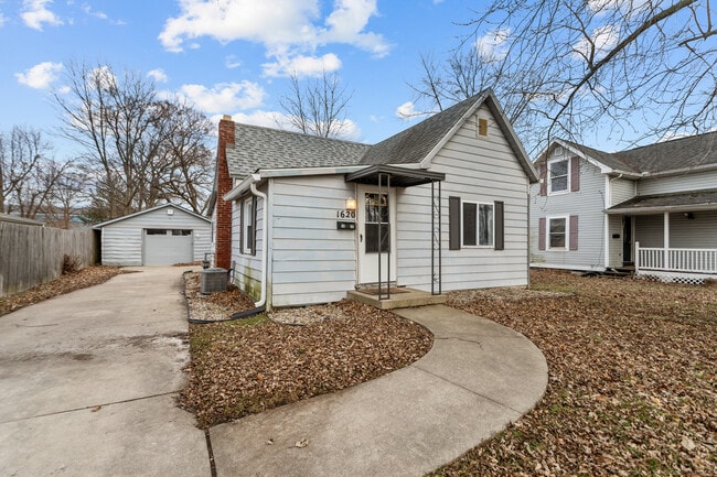 Building Photo - 1620 S Market St