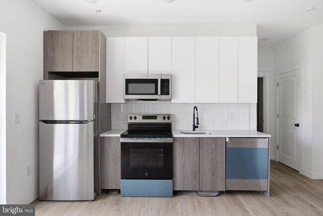 Foto del edificio - 613 Brooklyn St