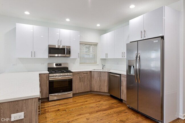 Foto del edificio - 3934 N Lawndale Ave