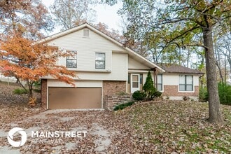 Building Photo - 31830 Somerset Ct
