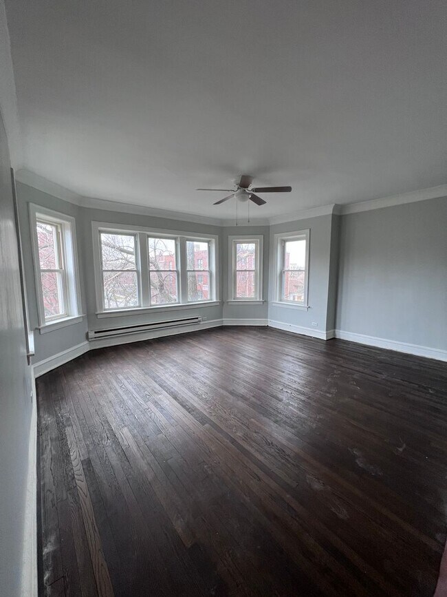Foto del edificio - Spacious 2 bedroom Available