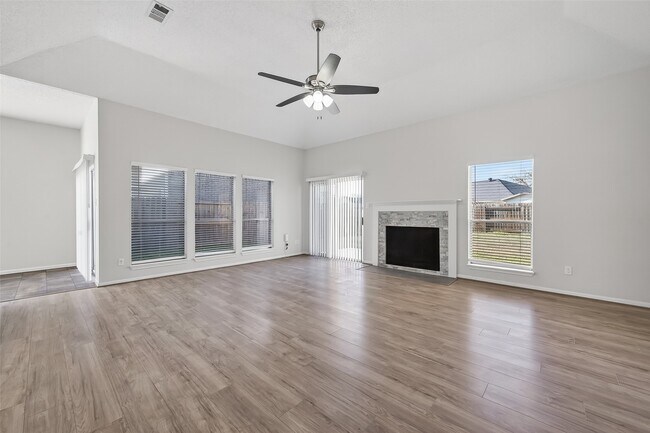 Foto del edificio - 3126 Lakefield Way