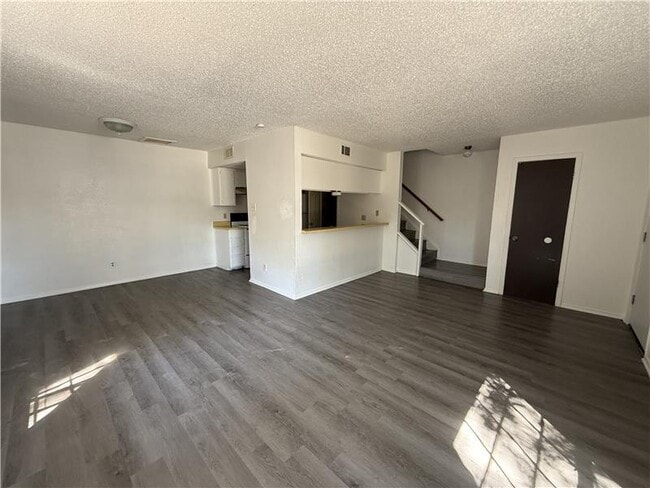 Building Photo - 4501 Hunt Cir