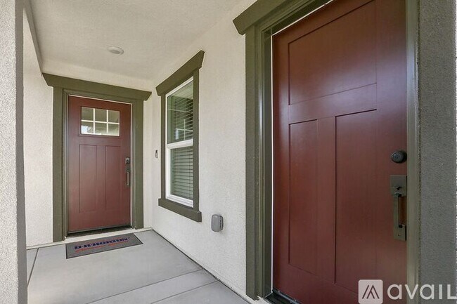 Building Photo - 2273 Owens Ct