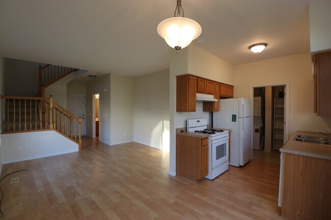 Foto del edificio - 14127 Faulkner Ct