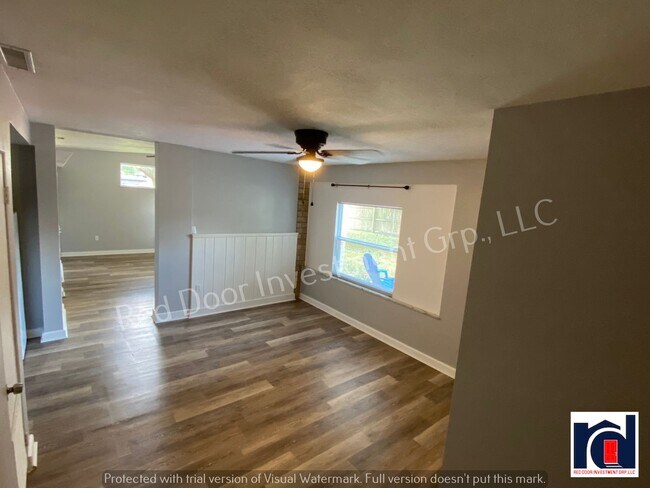 Photo - Michigan Ave Duplex Apartment
