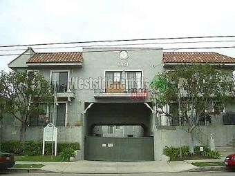 Primary Photo - 5921 Whitsett Ave