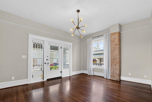 Foto del edificio - 1630 Mistletoe Blvd