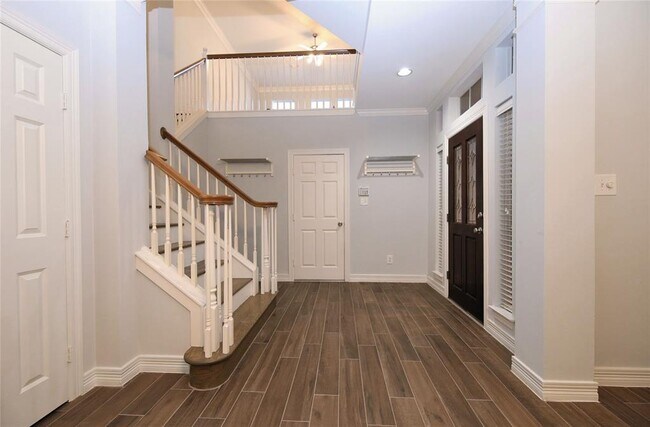 Foto del edificio - 6403 Taggart St