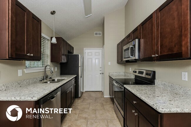 Foto del edificio - 3100 Fairmeadows Ln