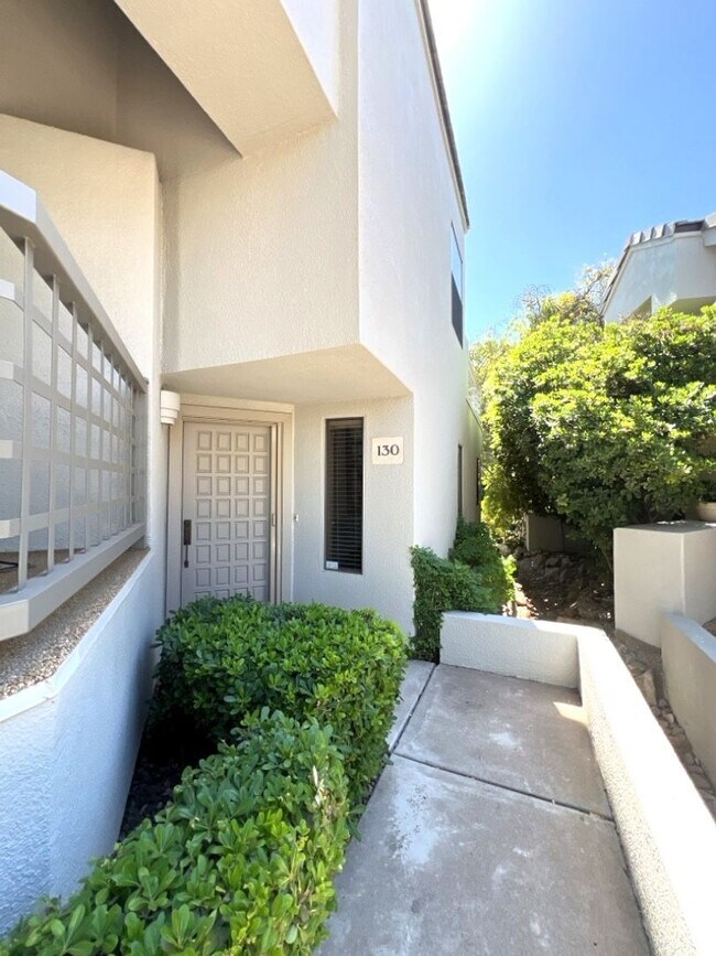 Foto del edificio - 7272 E Gainey Ranch Rd