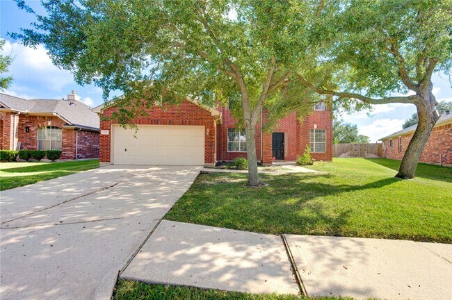 Foto del edificio - 5527 Gatesprings Ln