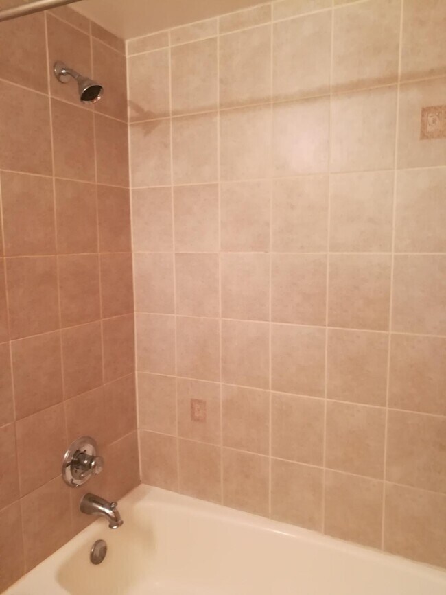 Foto del edificio - 4600 N Cumberland Ave