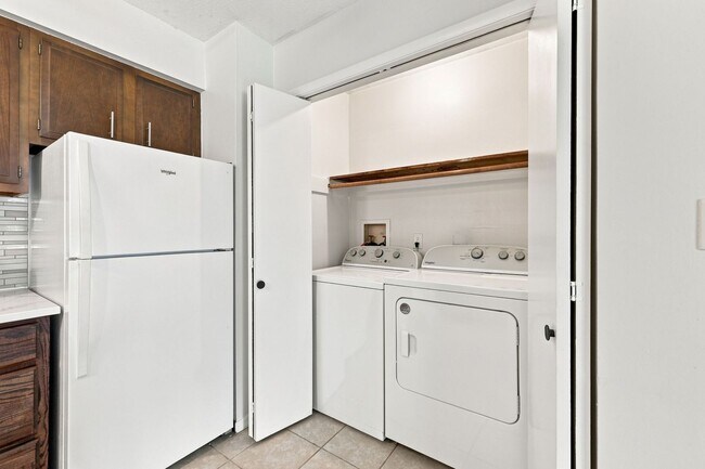 Foto del edificio - 530-530 Laurel St