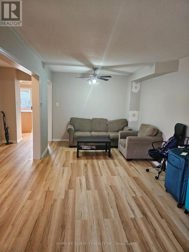 Building Photo - 81 Beaconsfield Ave