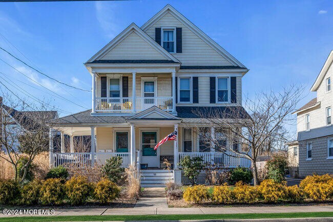 Primary Photo - 55 Main St