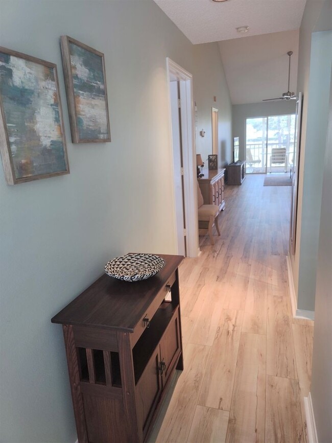 Building Photo - Seasonal 2-Bedroom 2-Bath Villa located in Plantation Golf and Country Club!
