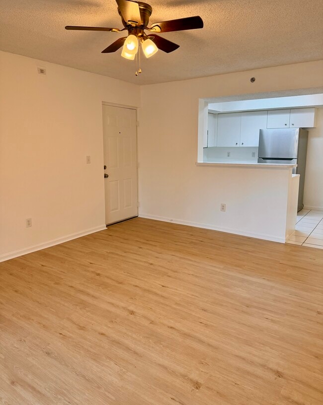 Photo - 5530 NW 61st St Apartment