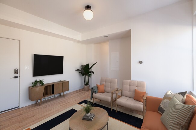 Foto del edificio - 2313 N Albany Ave