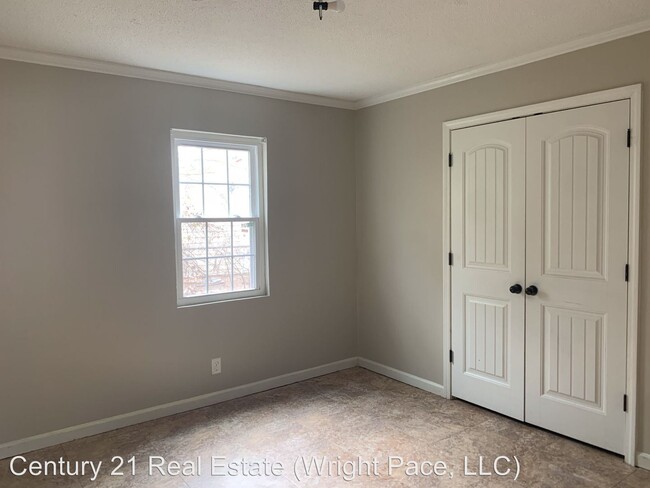Building Photo - 3 br, 1 bath House - 2512 Mary Jane