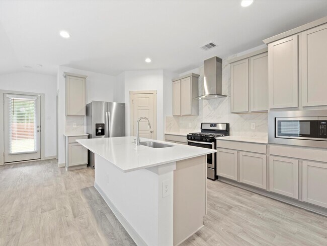 Foto del edificio - 12733 Ermine St